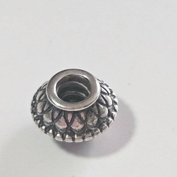 *Sale* Pandora sterling silver inner strength bead - Picture 5 of 11